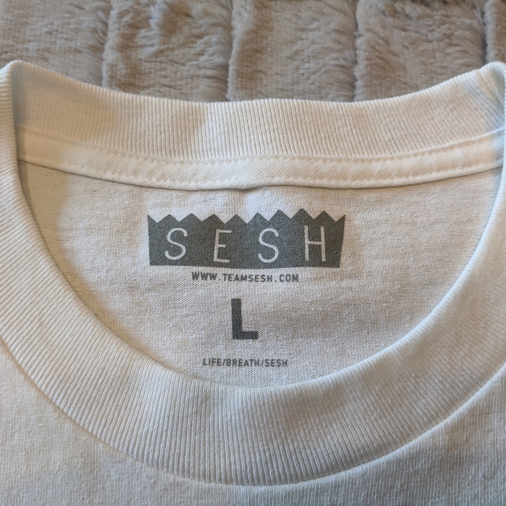 TeamSesh Simple Crown on White